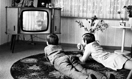 children-watching-tv-1972-008.jpg